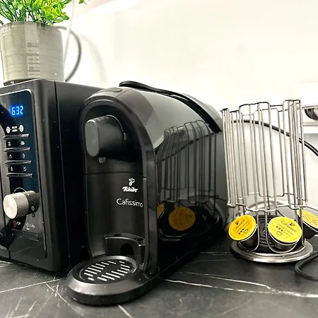 Inside Airport & Business * Warschau